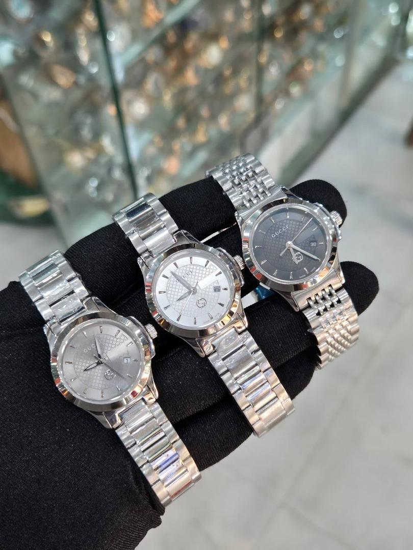 FEMALE LUXURY WATCH